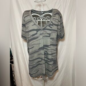 Camo Print V-Neck T-Shirt - Size XL - Like New!